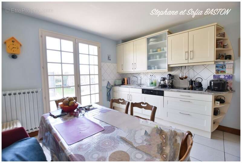 Maison à PONTS-ET-MARAIS