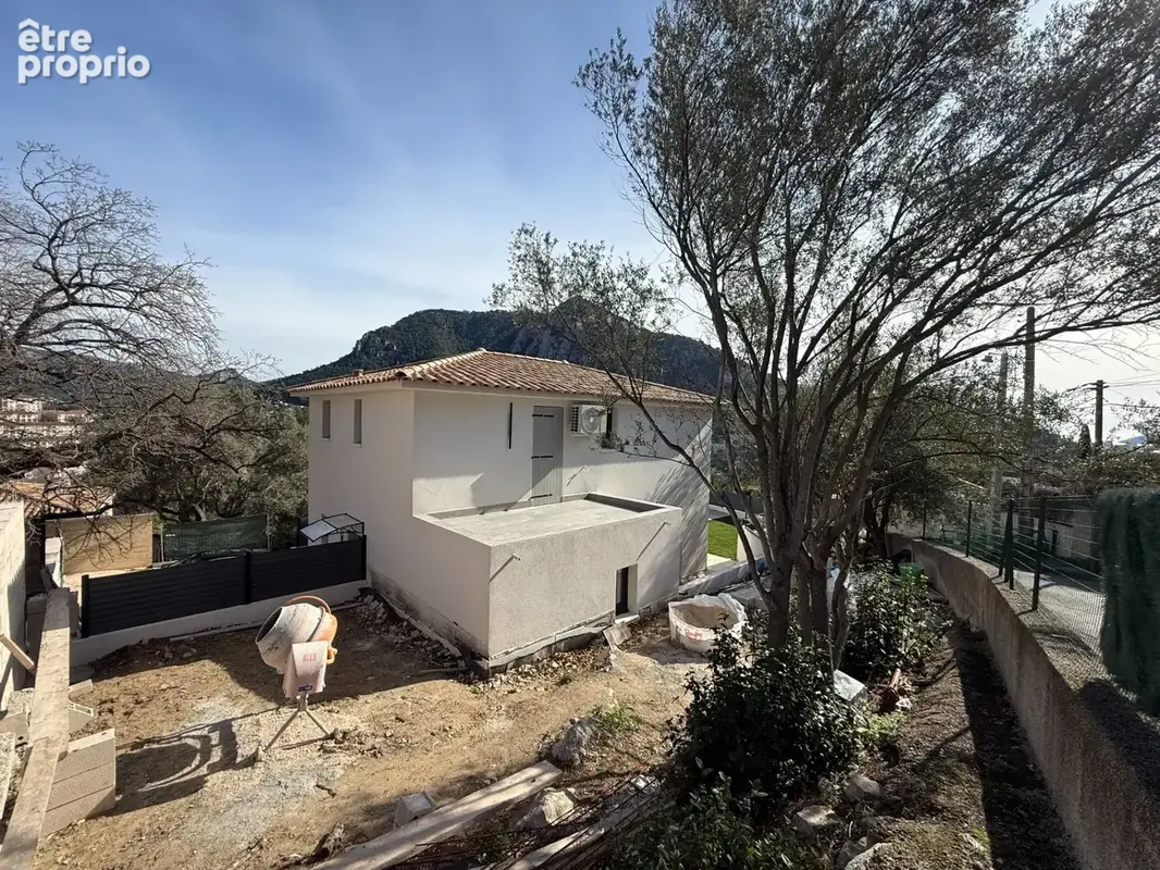 Maison à vendre 4 pièces TOULON (83) - photo 2