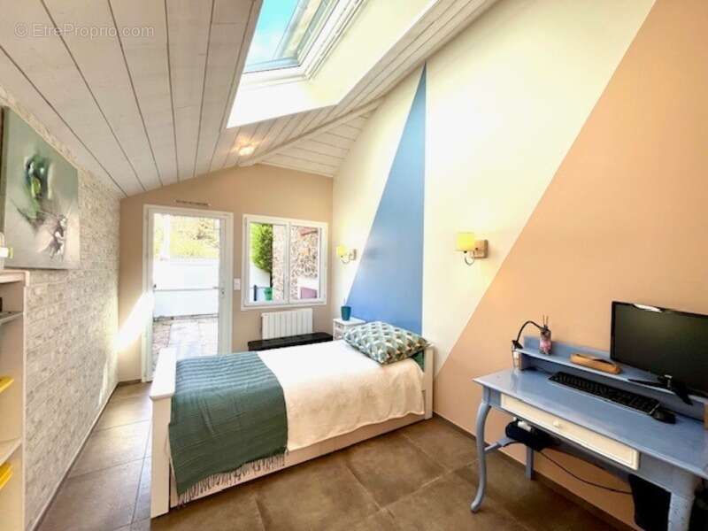 Maison à SAVIGNY-SUR-ORGE