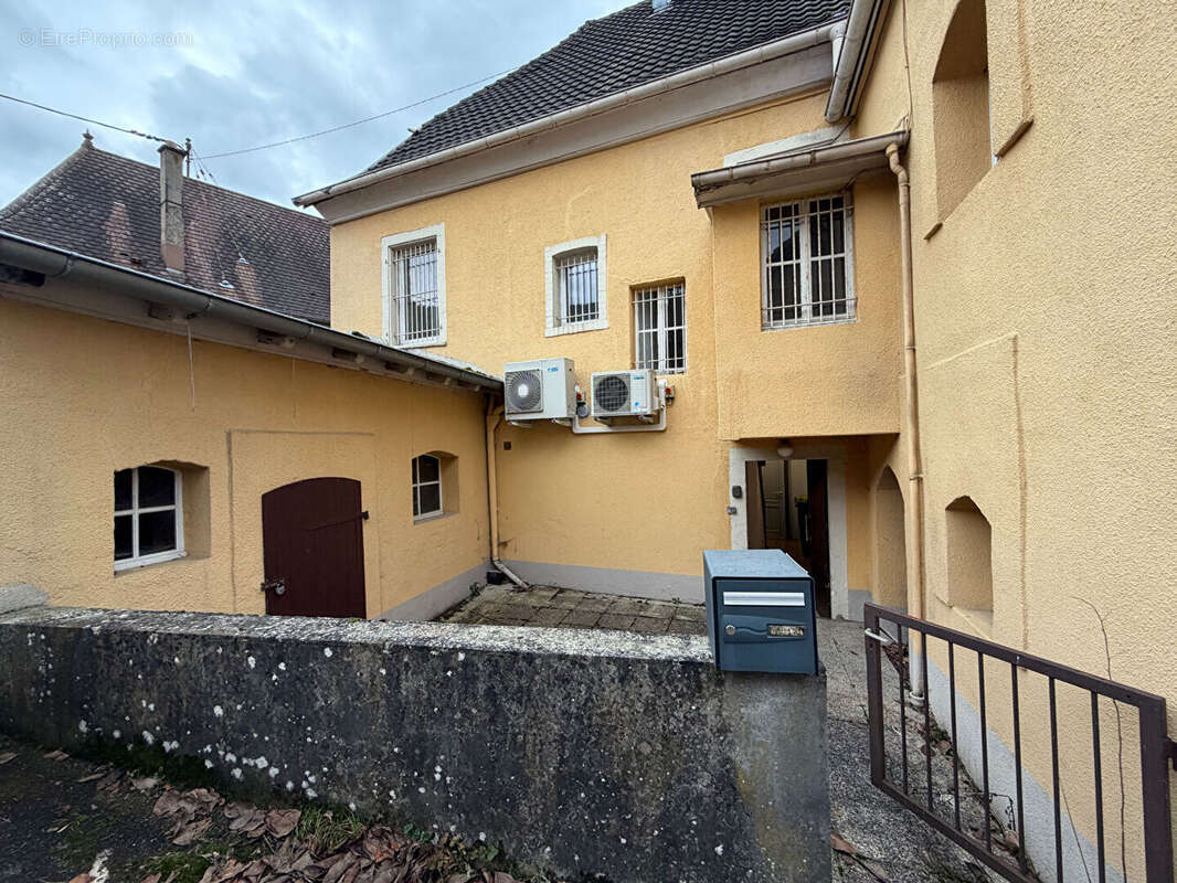 Appartement à SAINT-AMARIN