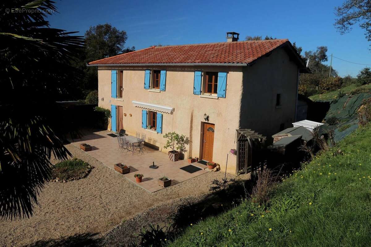 Maison à TRIE-SUR-BAISE