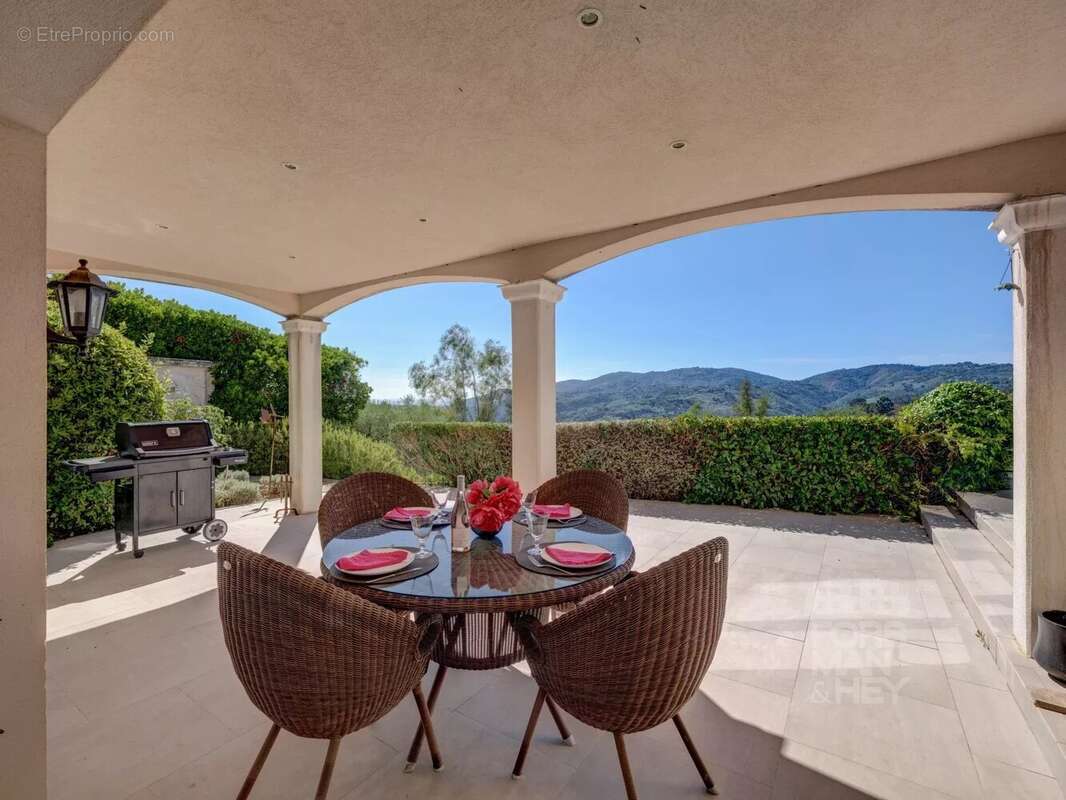 Maison à PEYMEINADE