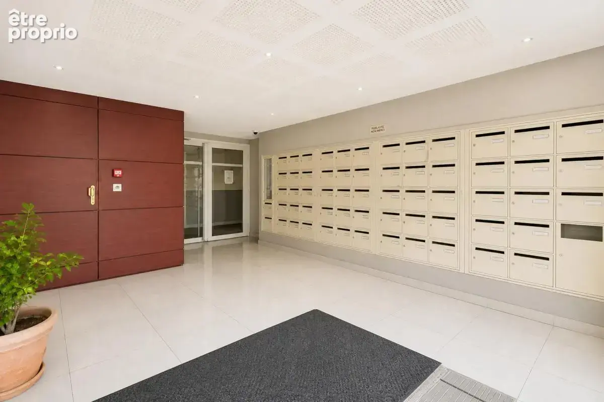 Appartement Suresnes - 2 pièces - 38m² - parking - Balcon - photo 8