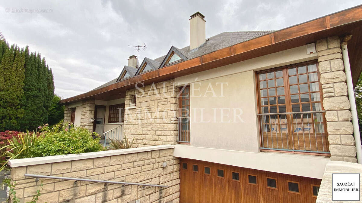 Maison à ATHIS-MONS