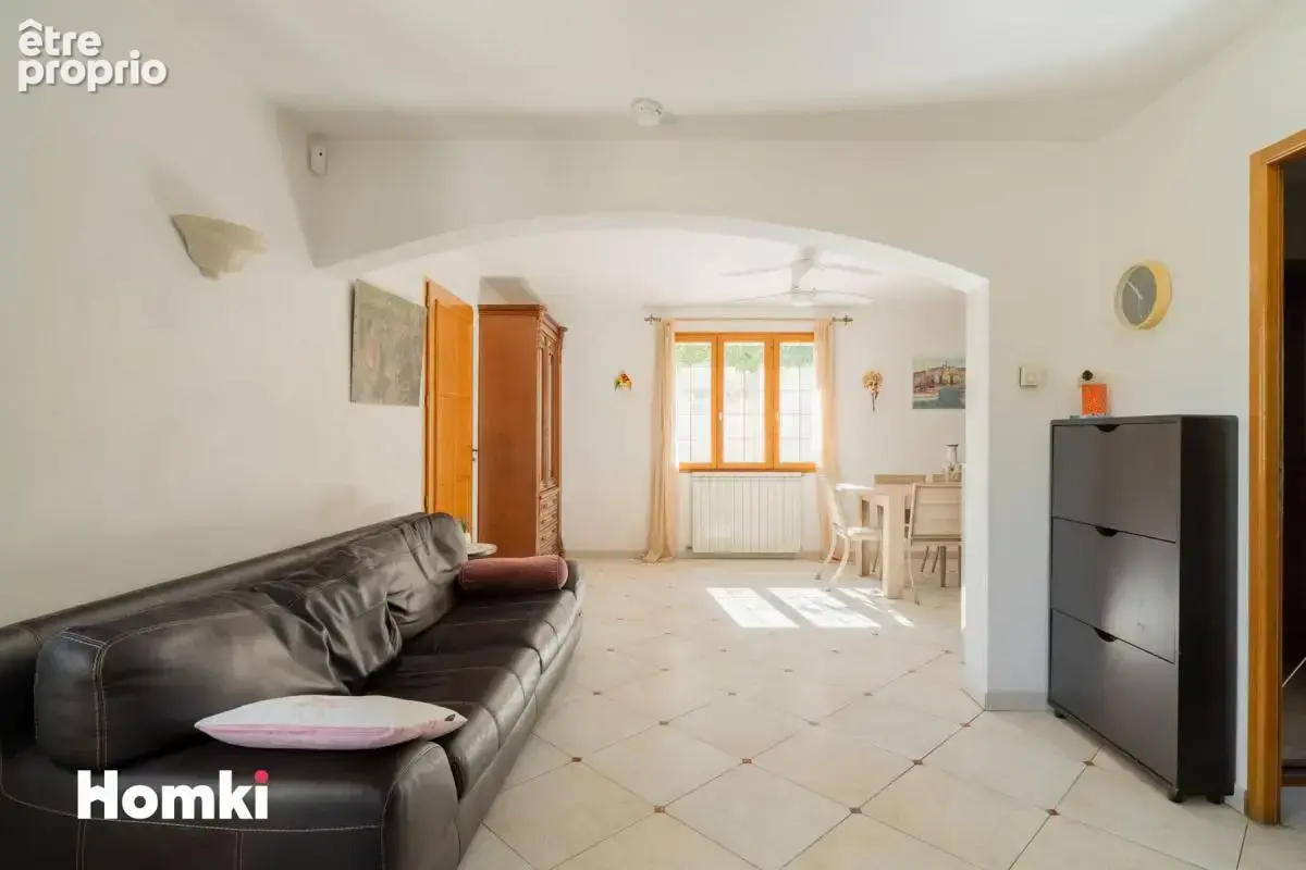 Maison/Villa T5 de 130 m² à Marseille 13012 - photo 5