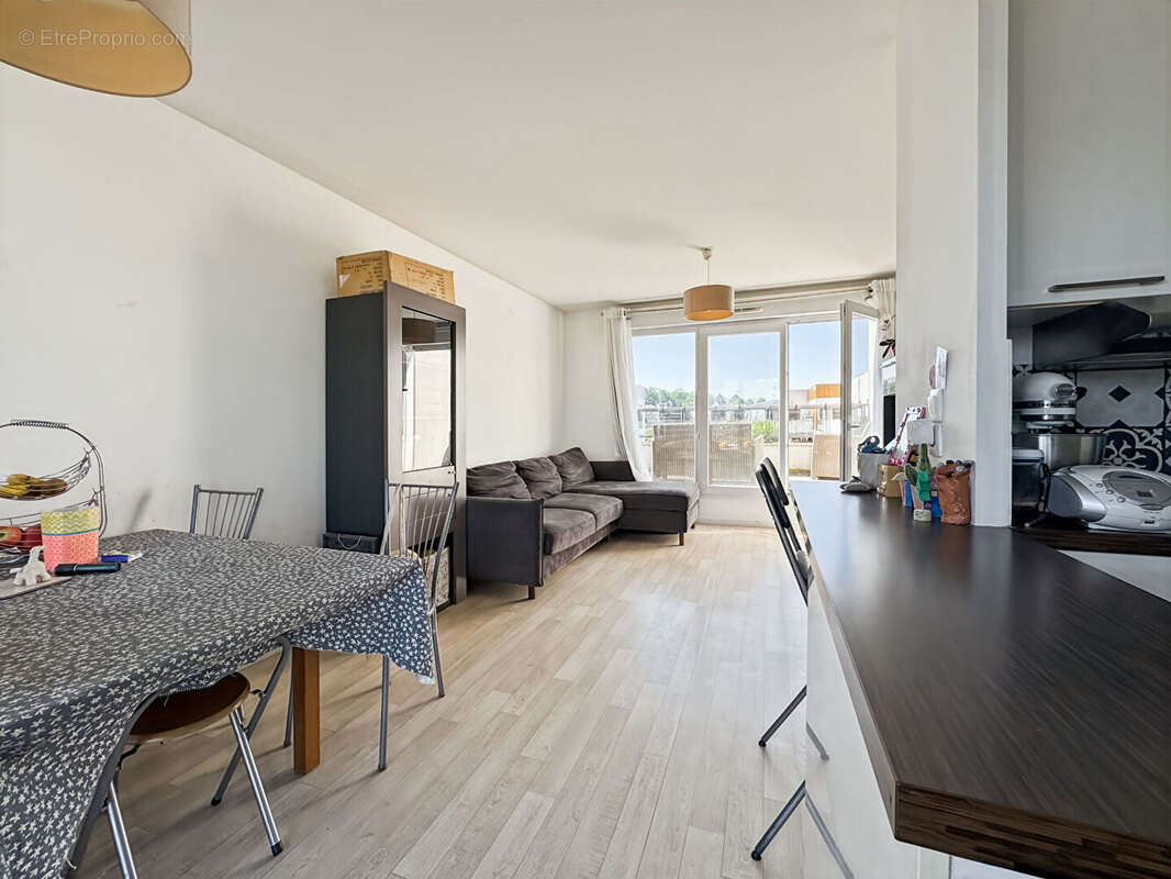 Appartement à ROSNY-SOUS-BOIS
