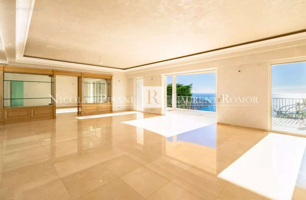 Maison à ROQUEBRUNE-CAP-MARTIN