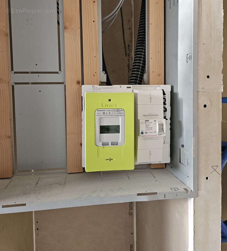 Commerce à BARAQUEVILLE