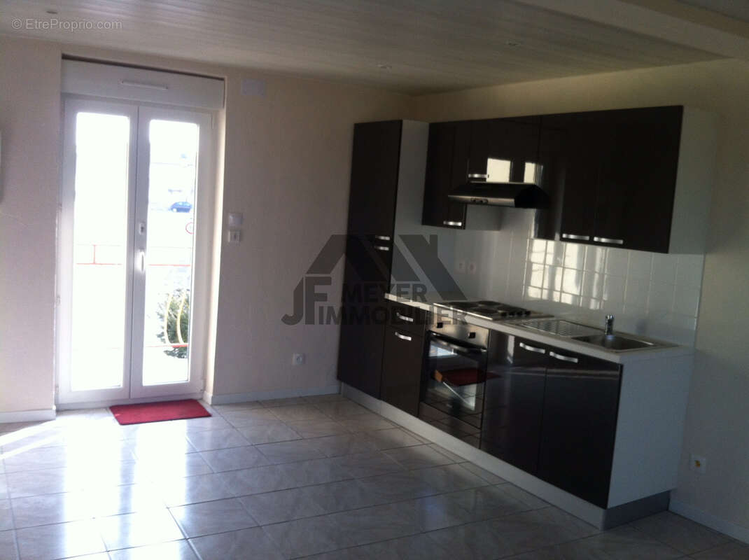 Appartement à ATTON