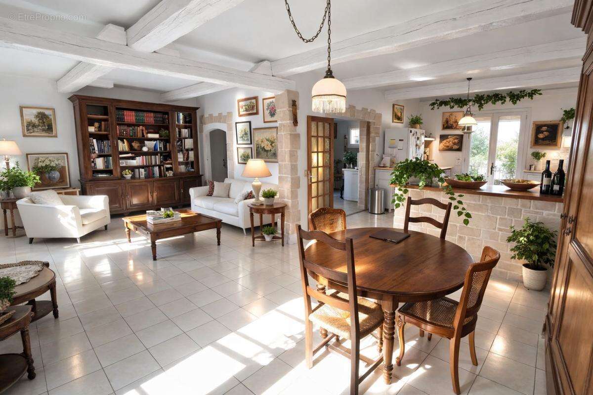 Maison à MEZE