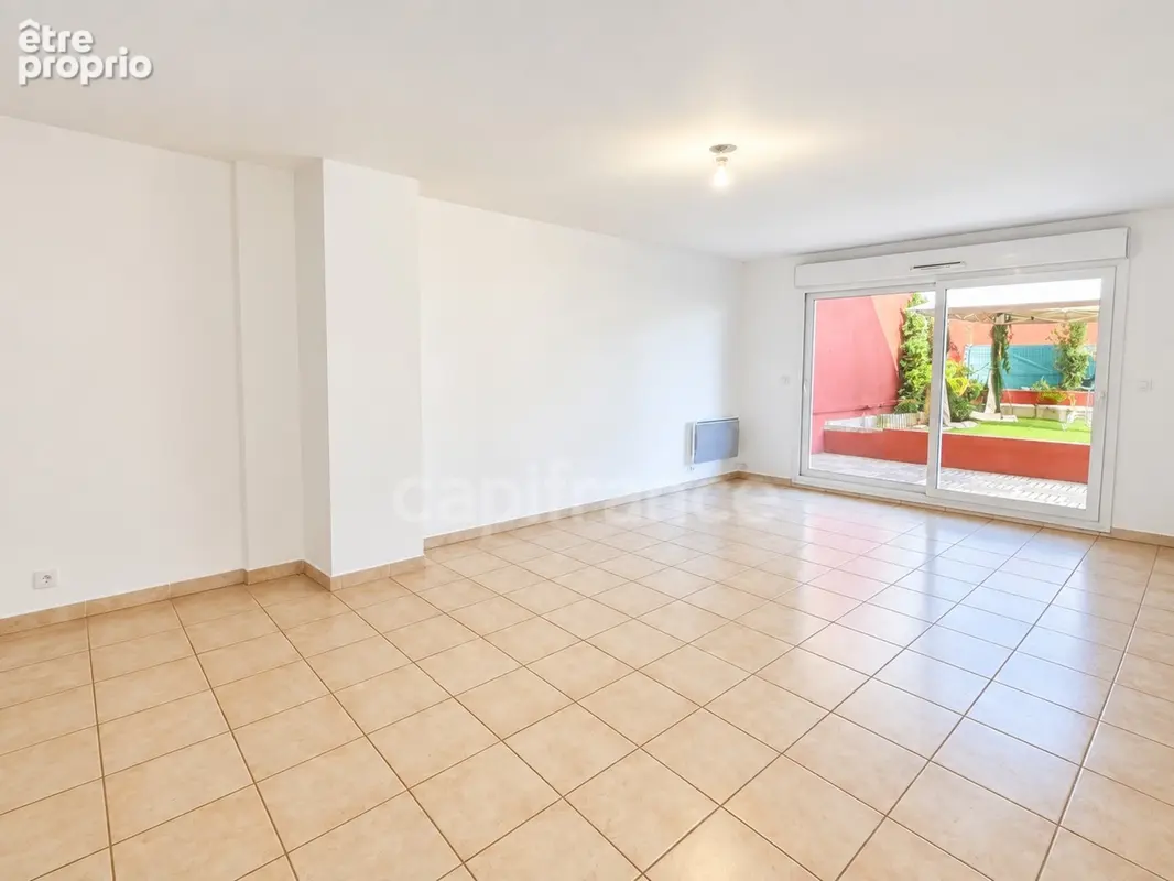 Appartement à vendre 3 pièces MANDELIEU LA NAPOULE (06) - photo 4