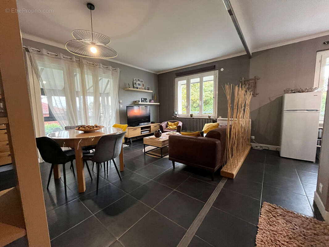 Maison à POUILLY-SUR-LOIRE