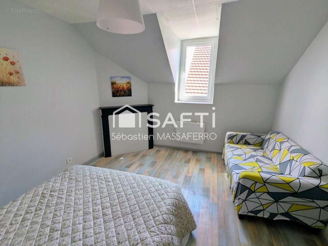 Appartement 235 m² à Cosne-Cours-Sur-Loire  - photo 3