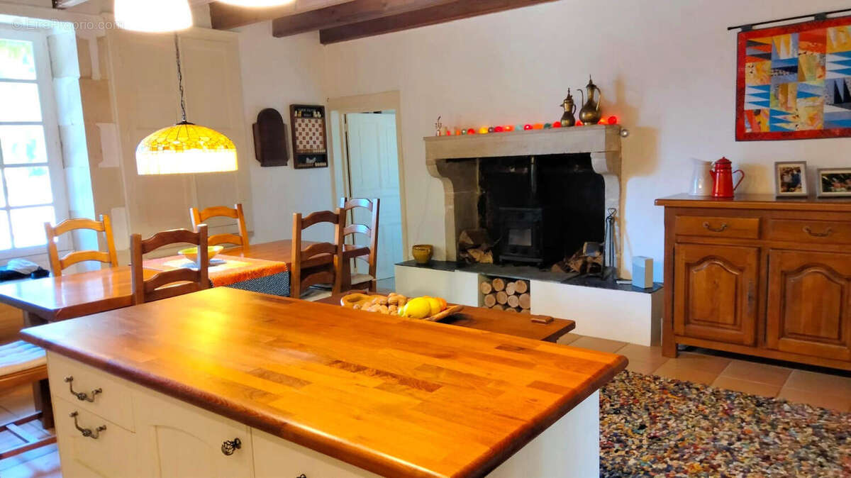 OPEN PLAN KITCHEN - Maison à MESSE