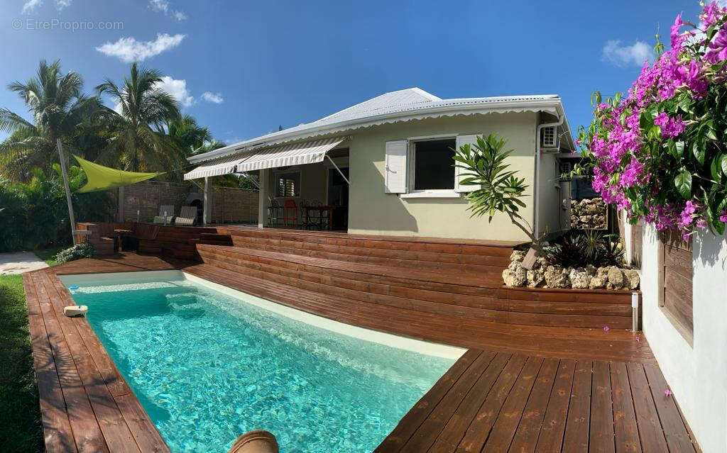 Maison à SAINTE-ANNE