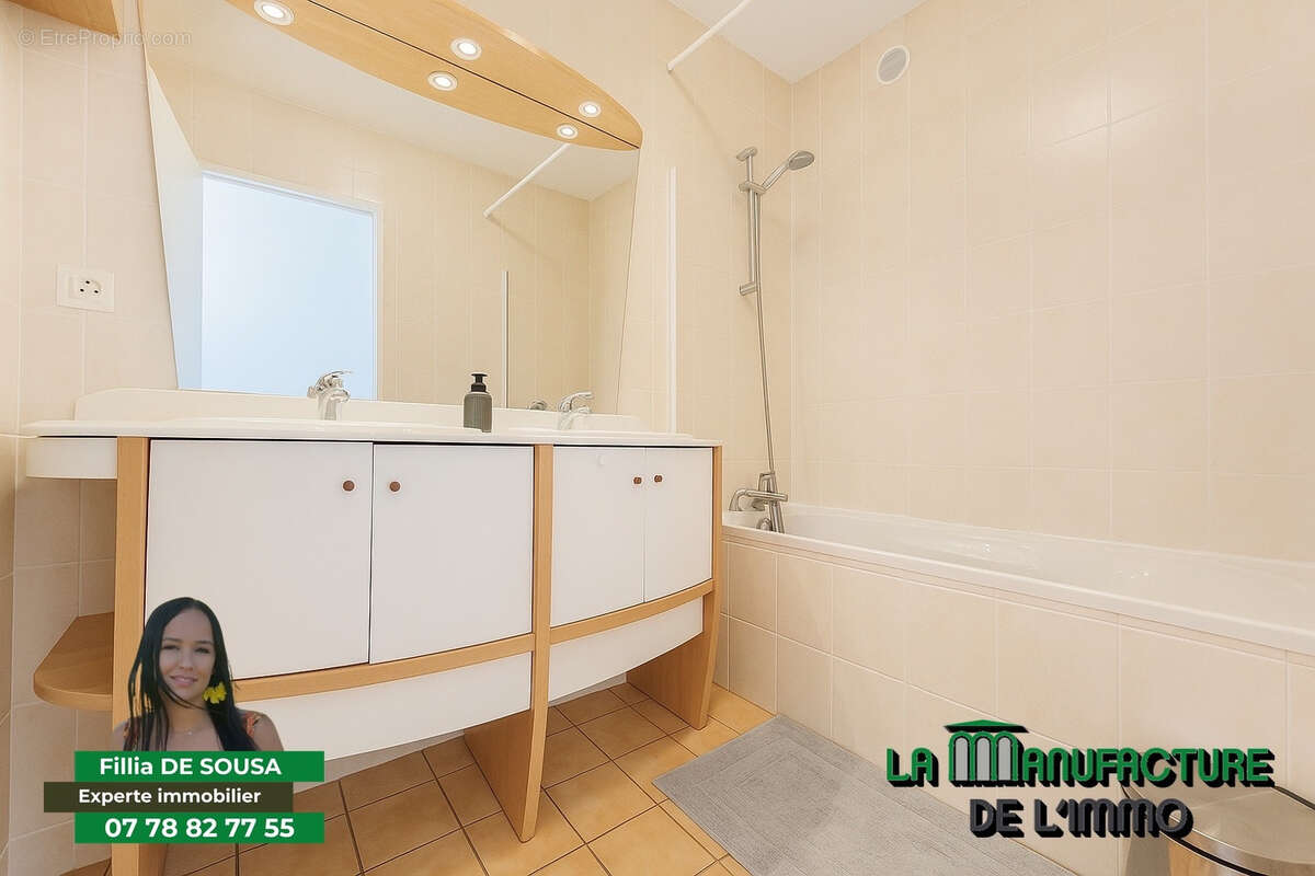 Appartement à SAINT-JEAN-BONNEFONDS