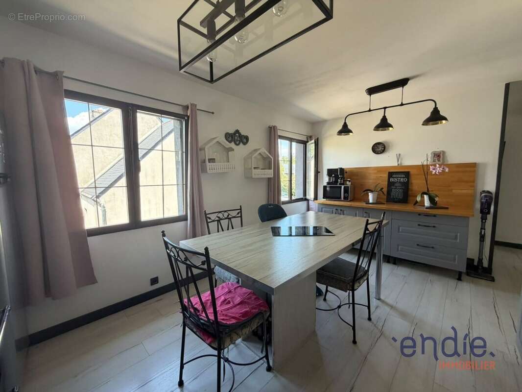 Maison familiale de 190 m²  À 5 minutes du centre-ville de Concarneau - photo 7