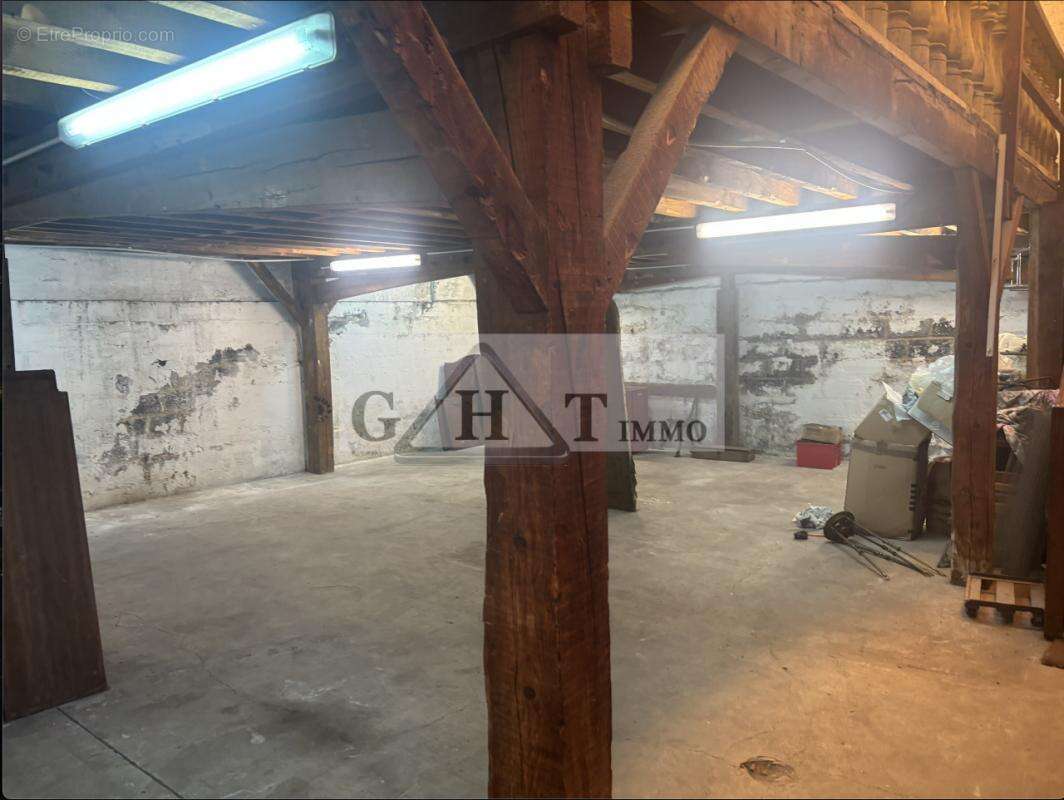 Entrepôt bureaux a vendre a epinay - photo 2