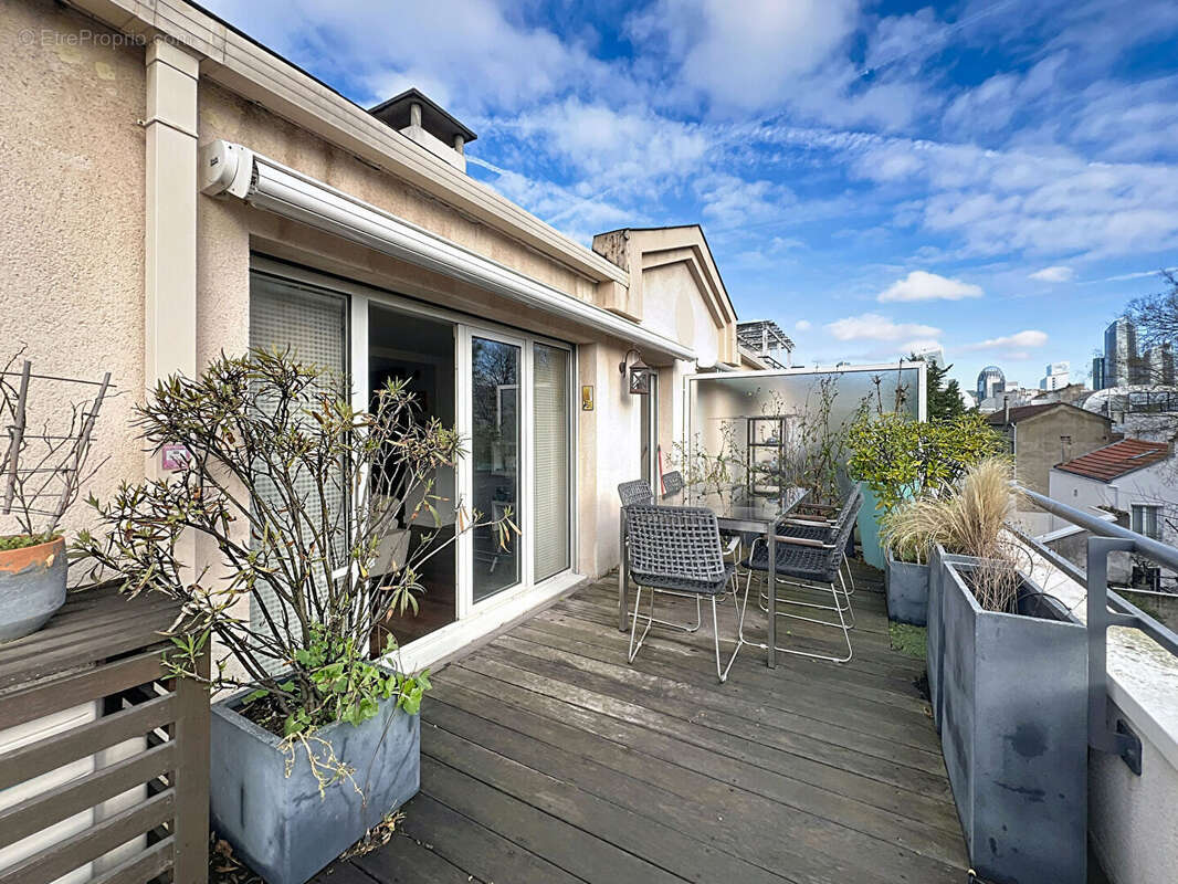 Appartement à SURESNES