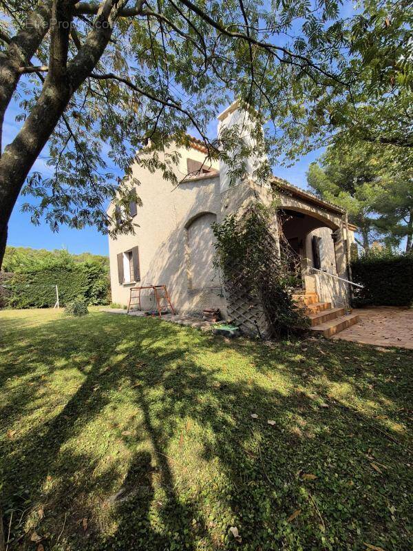 Maison à BOUC-BEL-AIR