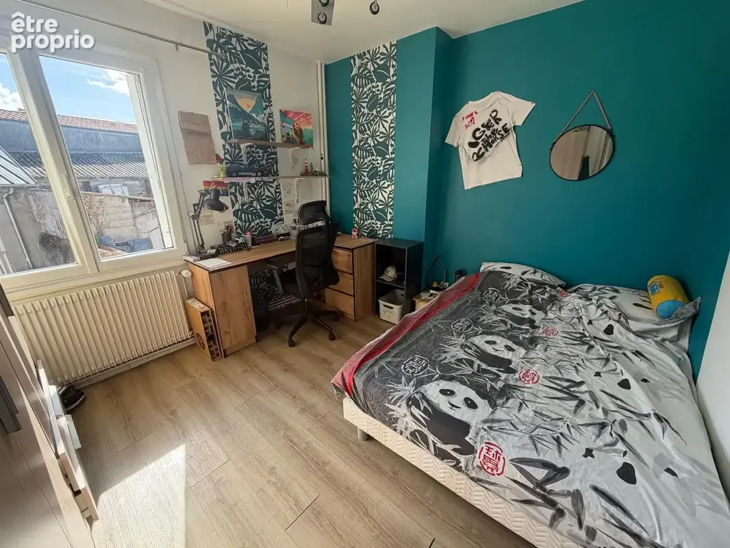 Maison de bourg familiale avec dépendance à Saint Laurent de la Plaine - photo 4