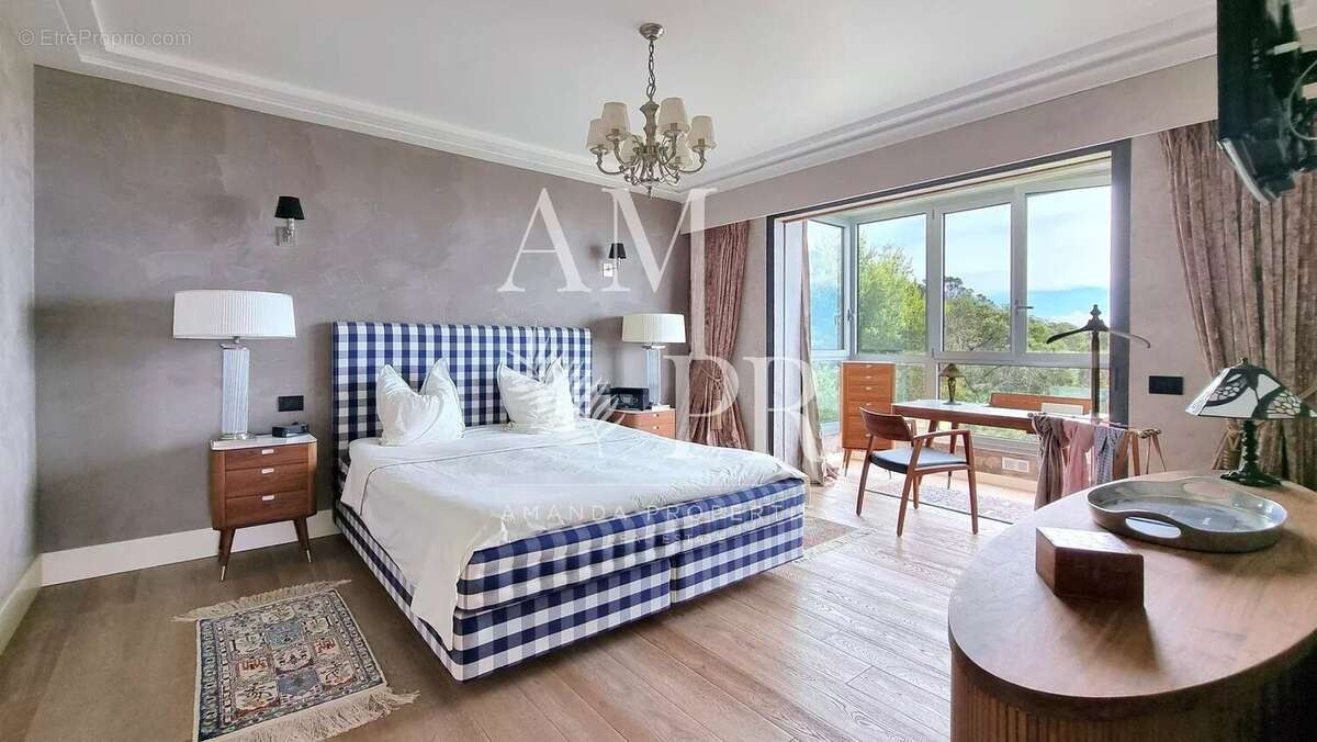 Luxueux appartement 3 pièces - Vue panoramique sur la mer - chambre de service - photo 14