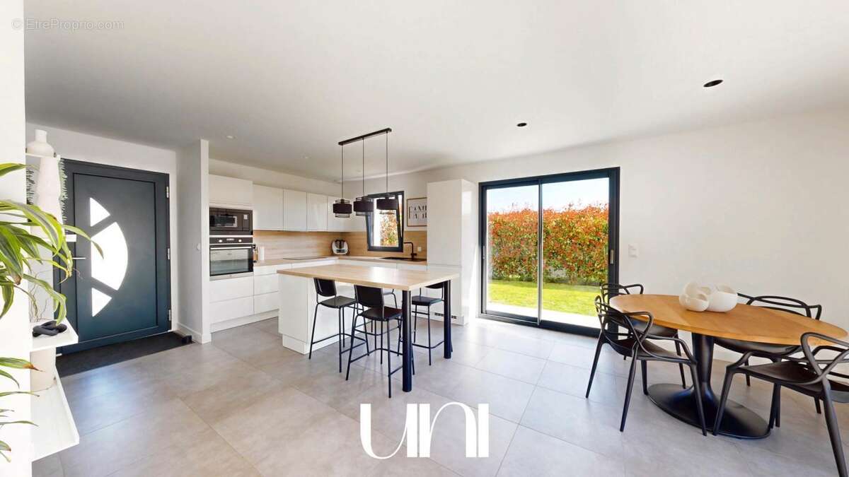 Maison à THURY-HARCOURT