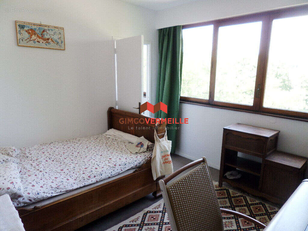 Appartement à LA CELLE-SAINT-CLOUD