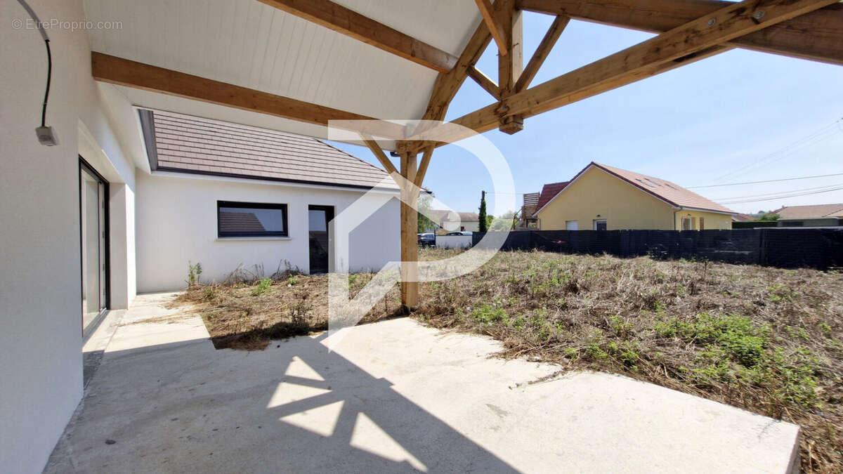 Maison neuve de plain-pied, 5 pièces 118 m² avec garage, proche ORTHEZ - photo 3
