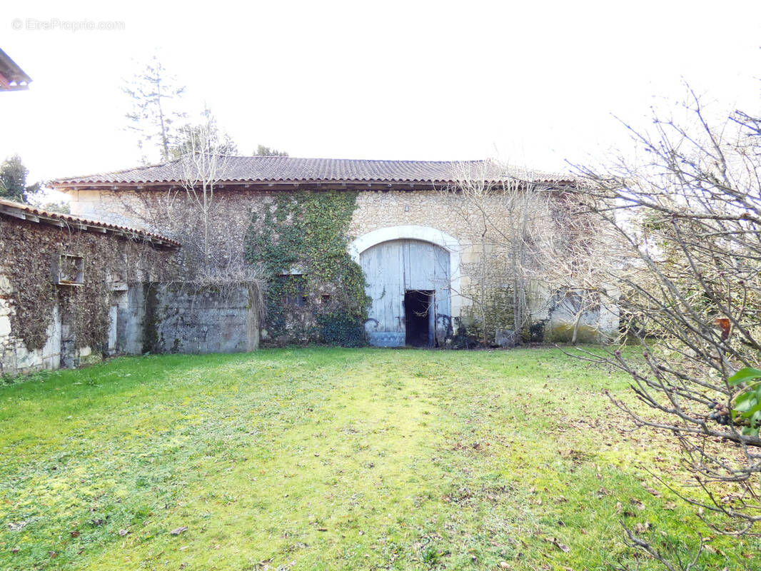 Maison à SAINT-PRIVAT-DES-PRES