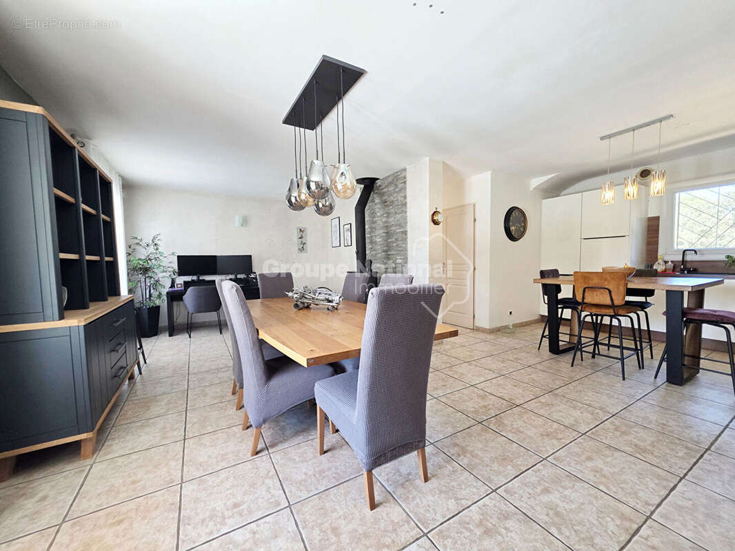 Superbe maison T4 de 110 m² avec piscine sur terrain de 748 m², Miramas 13140 - photo 8