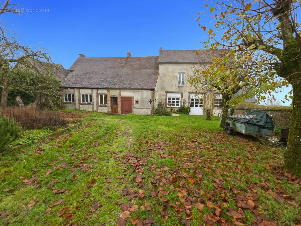 Maison à MOULINS-LA-MARCHE