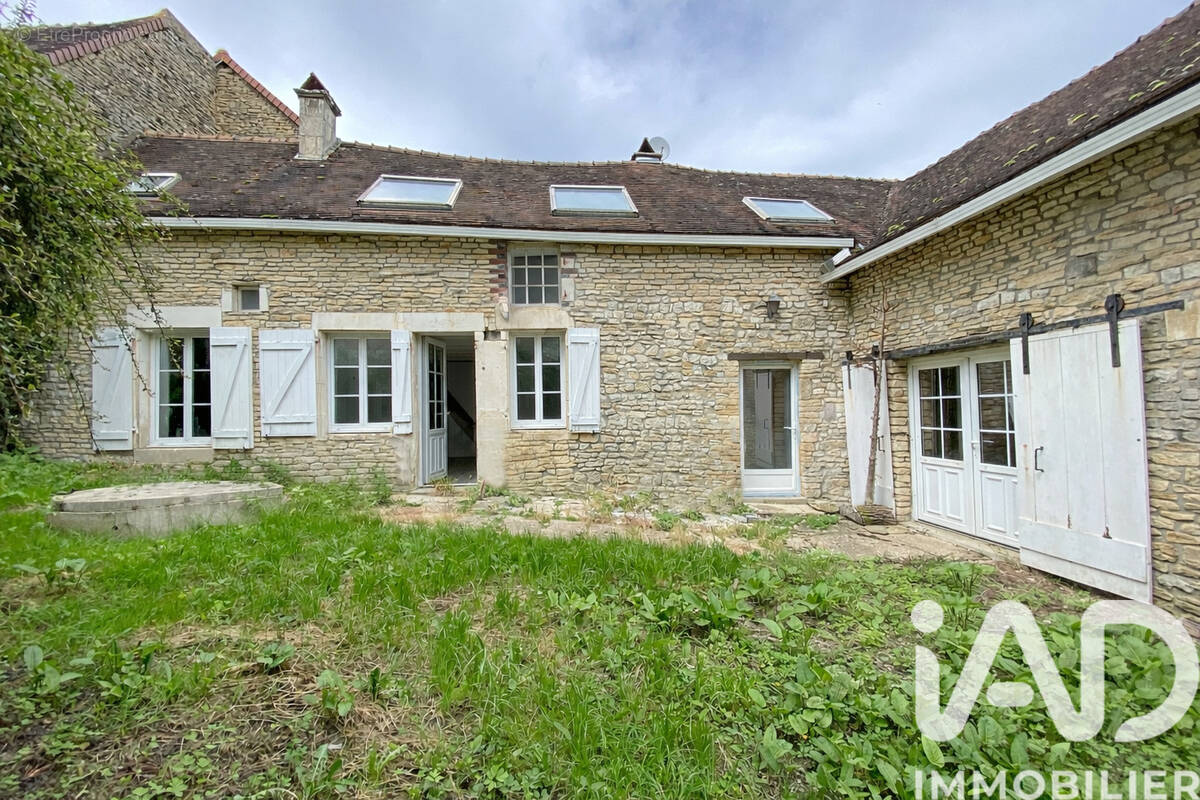 Photo 1 - Maison à TRICHEY