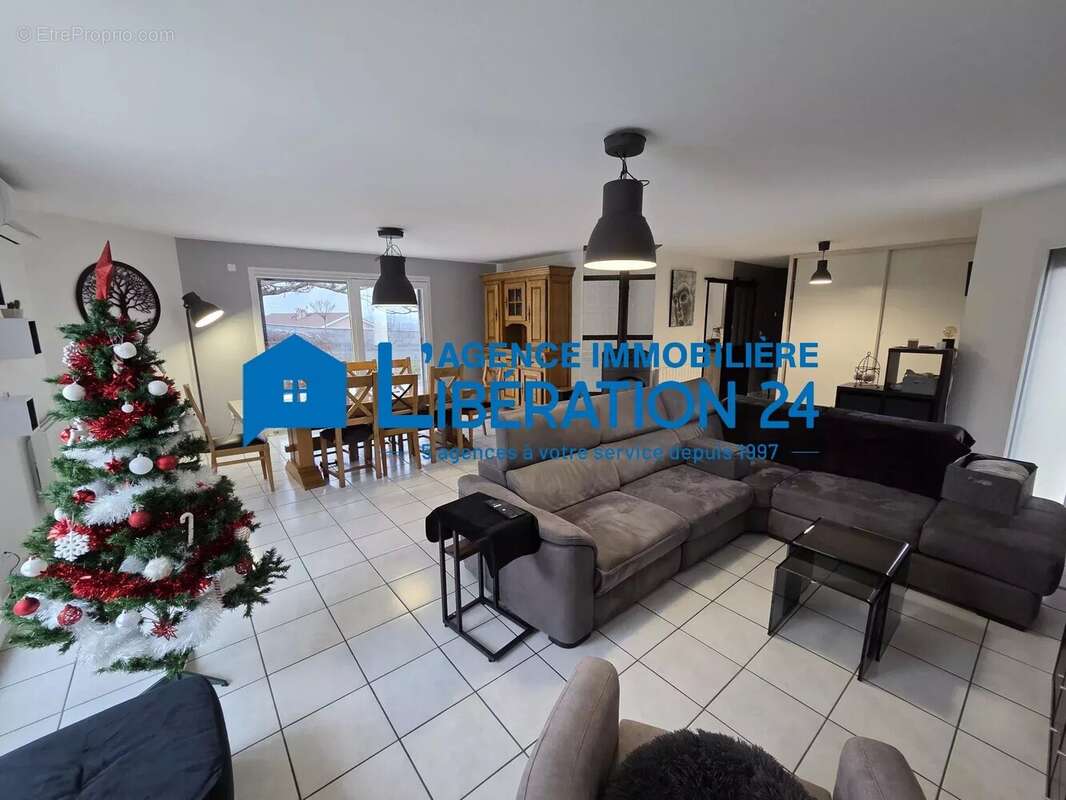 Maison à CHATEAUNEUF