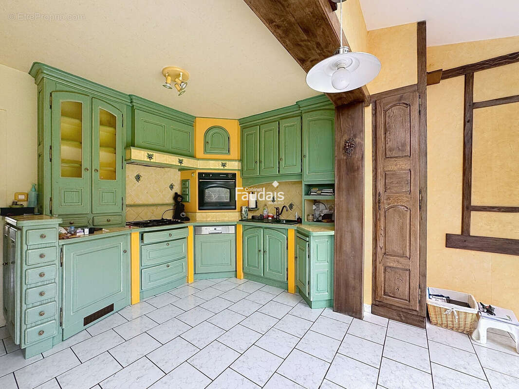 Maison 88 m² à Tessy-Sur-Vire  - photo 4