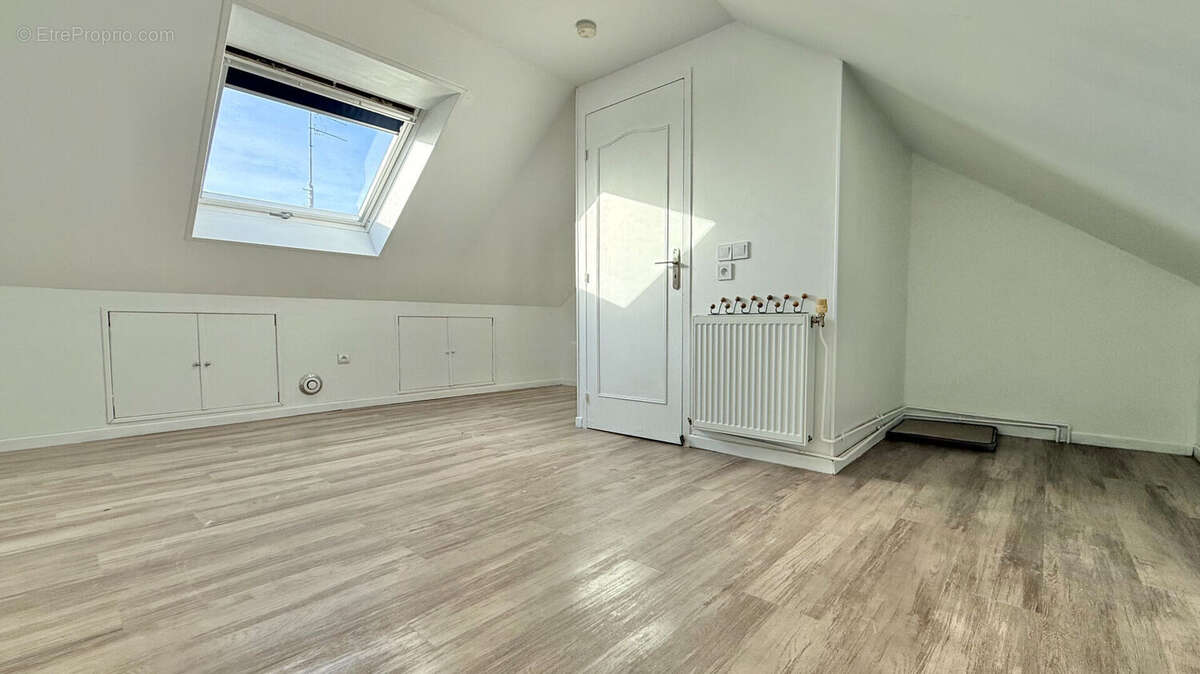 Maison à SAINT-PIERRE-DU-PERRAY