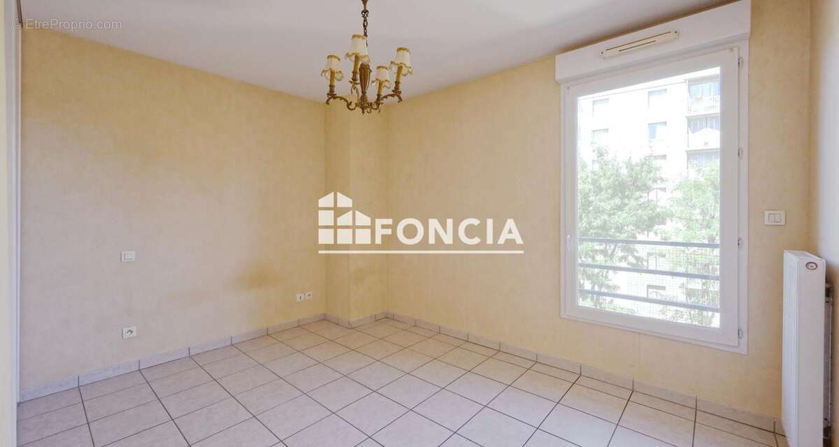 Appartement à BOURGOIN-JALLIEU