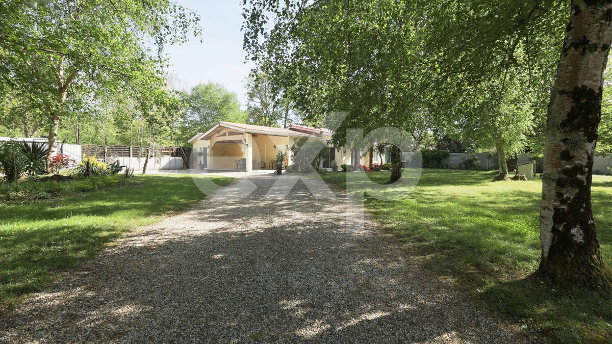 Maison à NAUJAC-SUR-MER