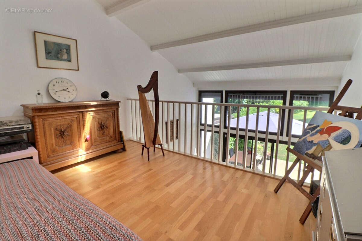 Maison à L'ETANG-LA-VILLE