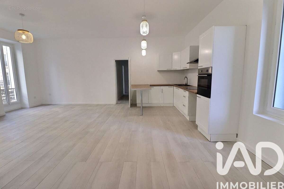 Photo 3 - Appartement à MARSEILLE-8E