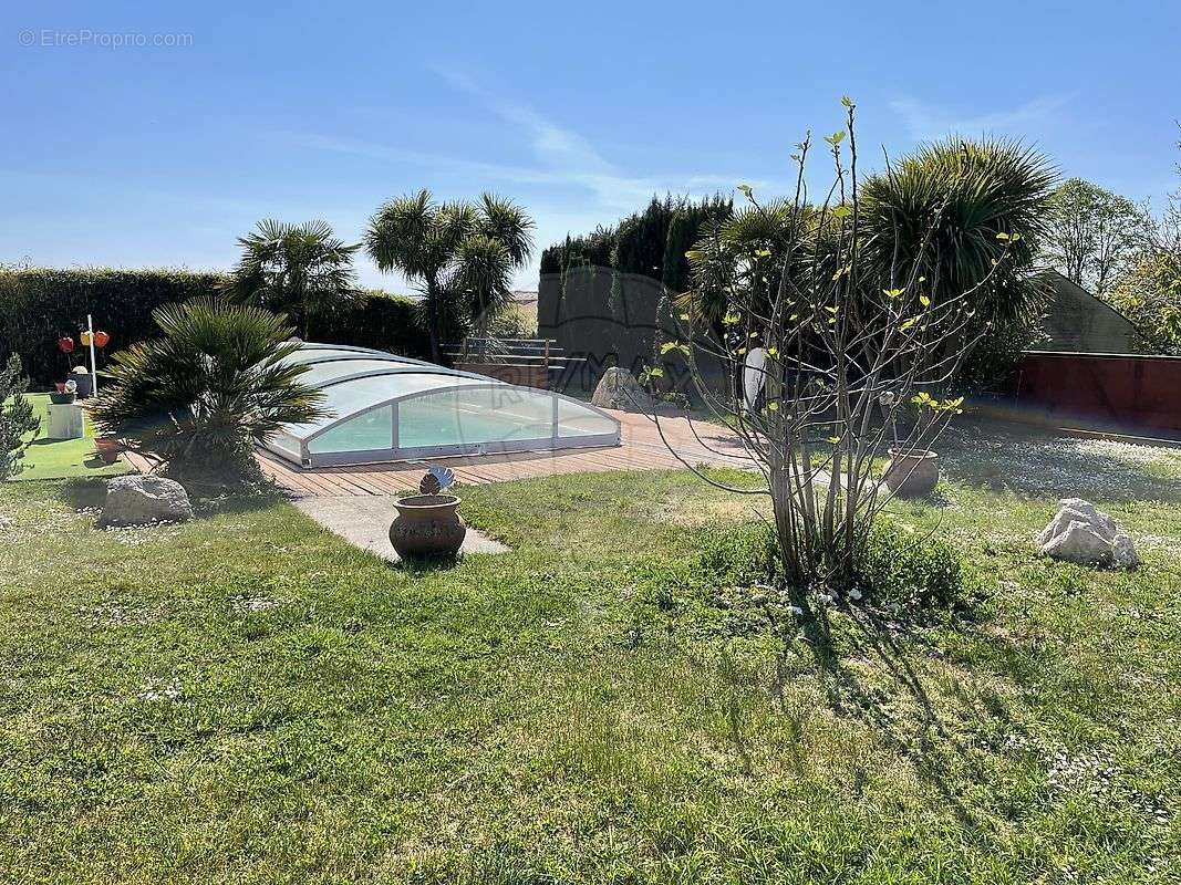 Maison à SAINT-GEORGES-DE-DIDONNE