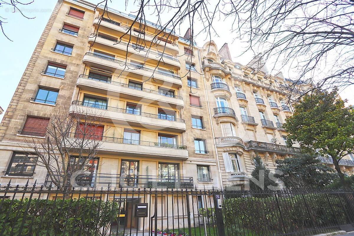 P2-fev2026 - Appartement à PARIS-16E