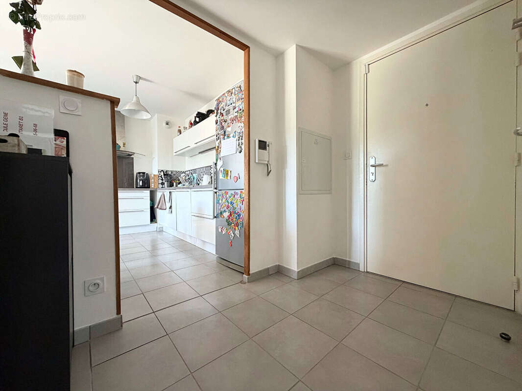 Appartement à CHATEAUNEUF-LES-MARTIGUES