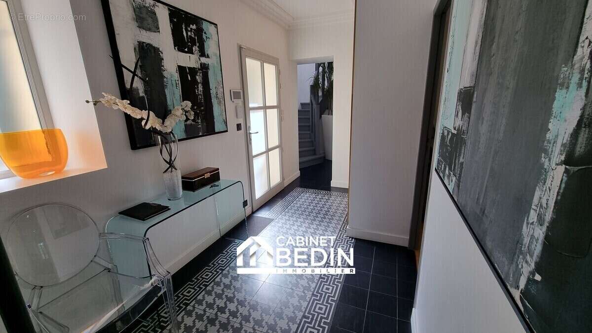 Maison 210 m² à Bordeaux  - photo 3