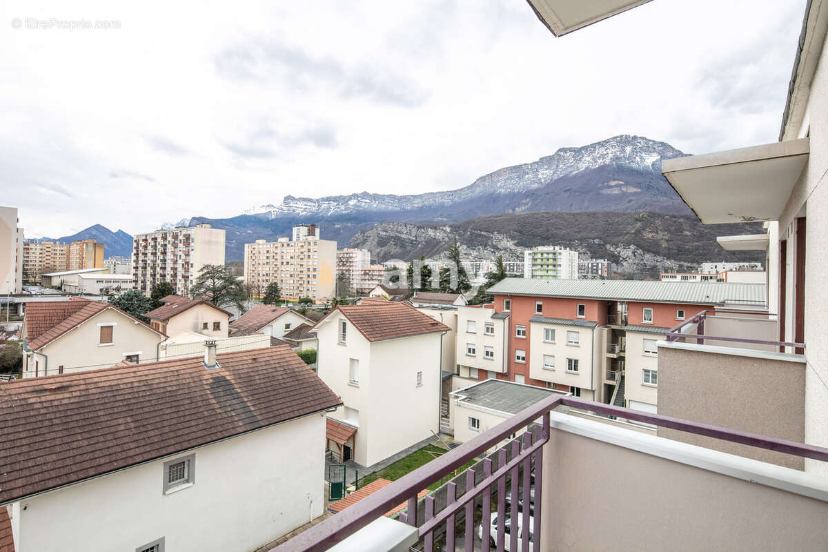 Appartement à ECHIROLLES