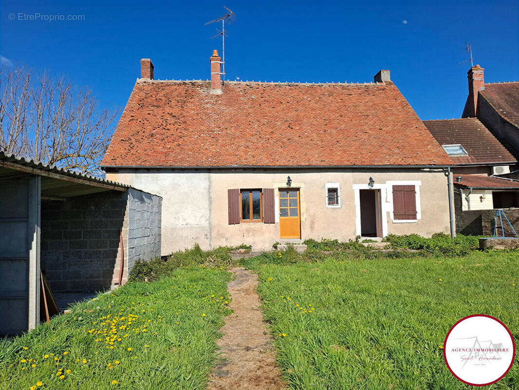 Maison à COUST