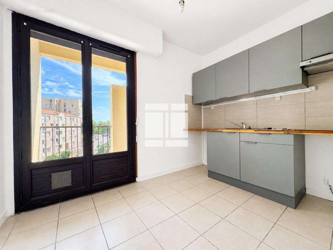 Appartement 65 m² à Bastia  - photo 5
