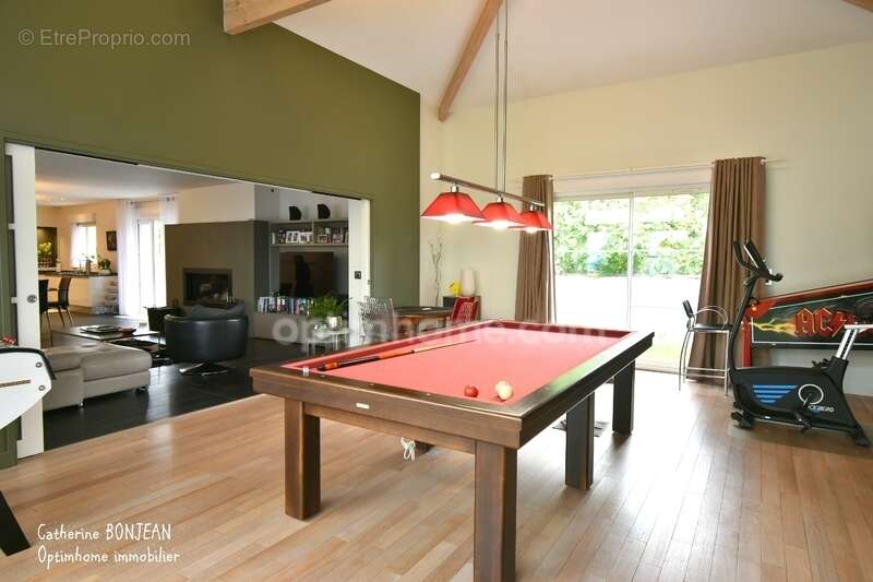 Maison à BLANQUEFORT