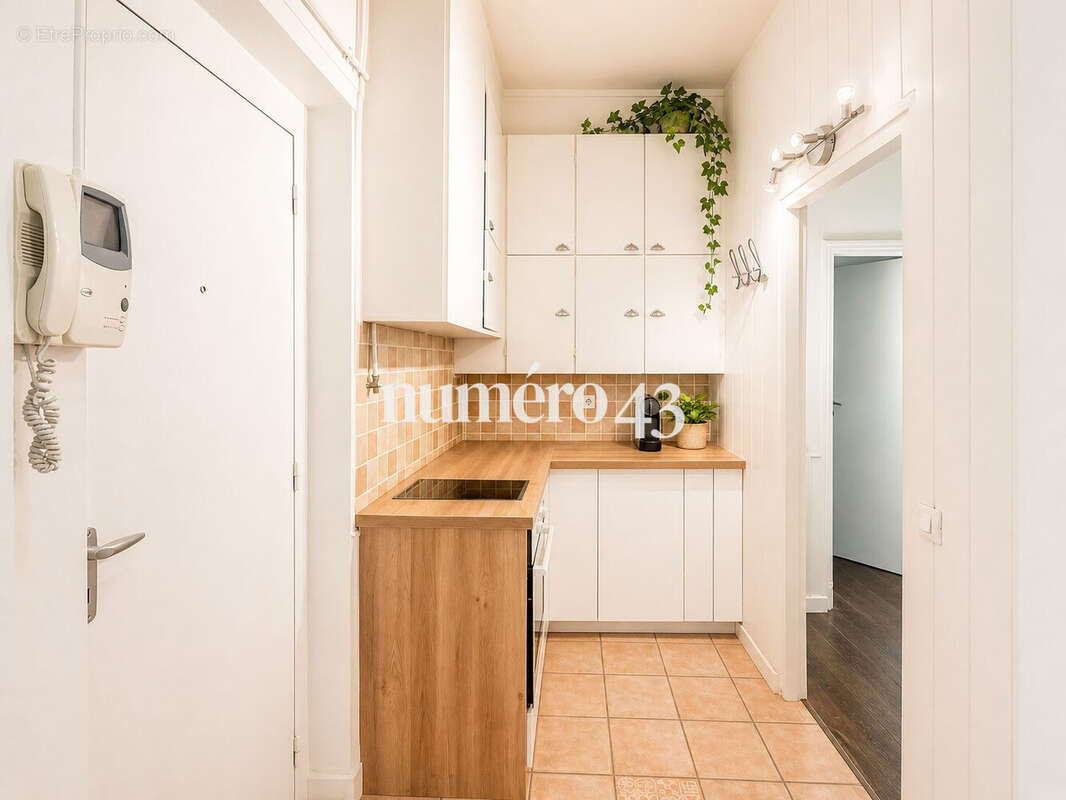 Appartement à PARIS-2E
