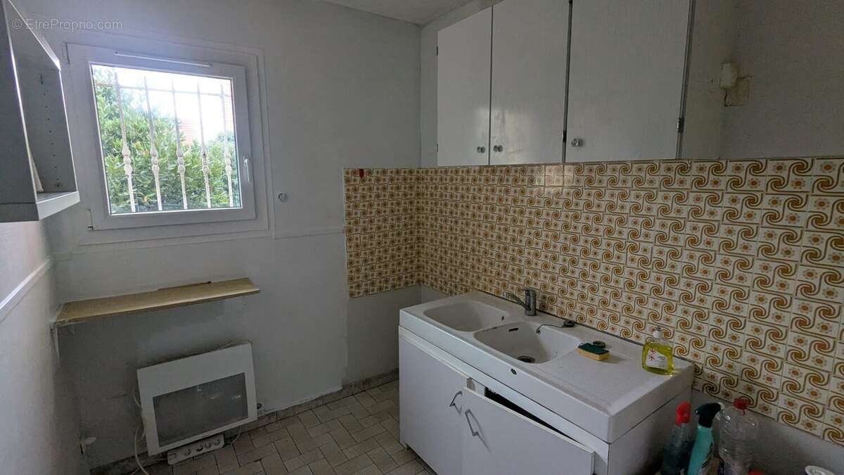 Appartement à CHENOVE